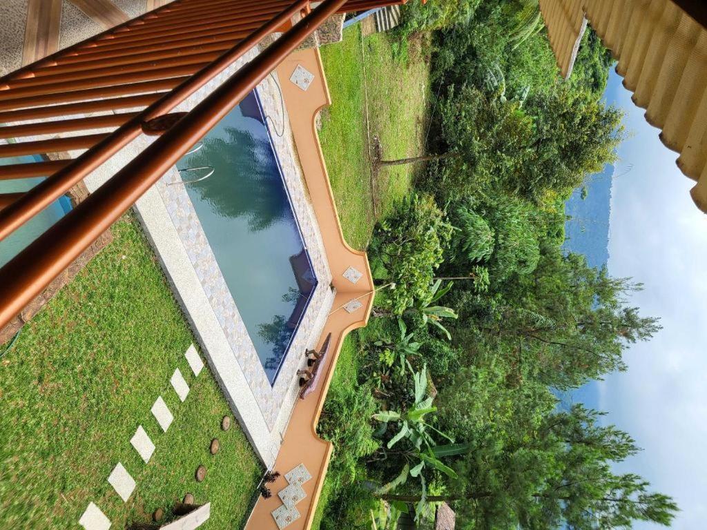 Express O 92345 Villa Bidadari Bogor Luaran gambar